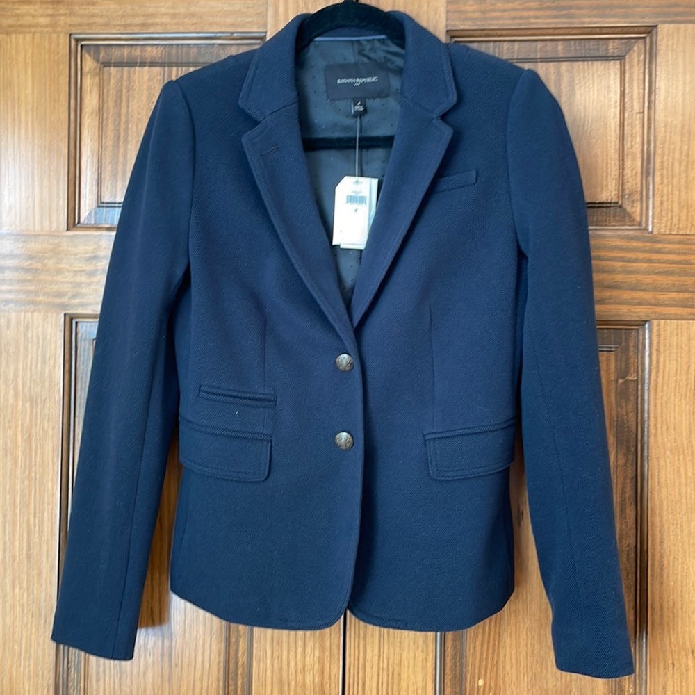 Banana Republic Factory. Navy Blazer. Size 4 new with tags!